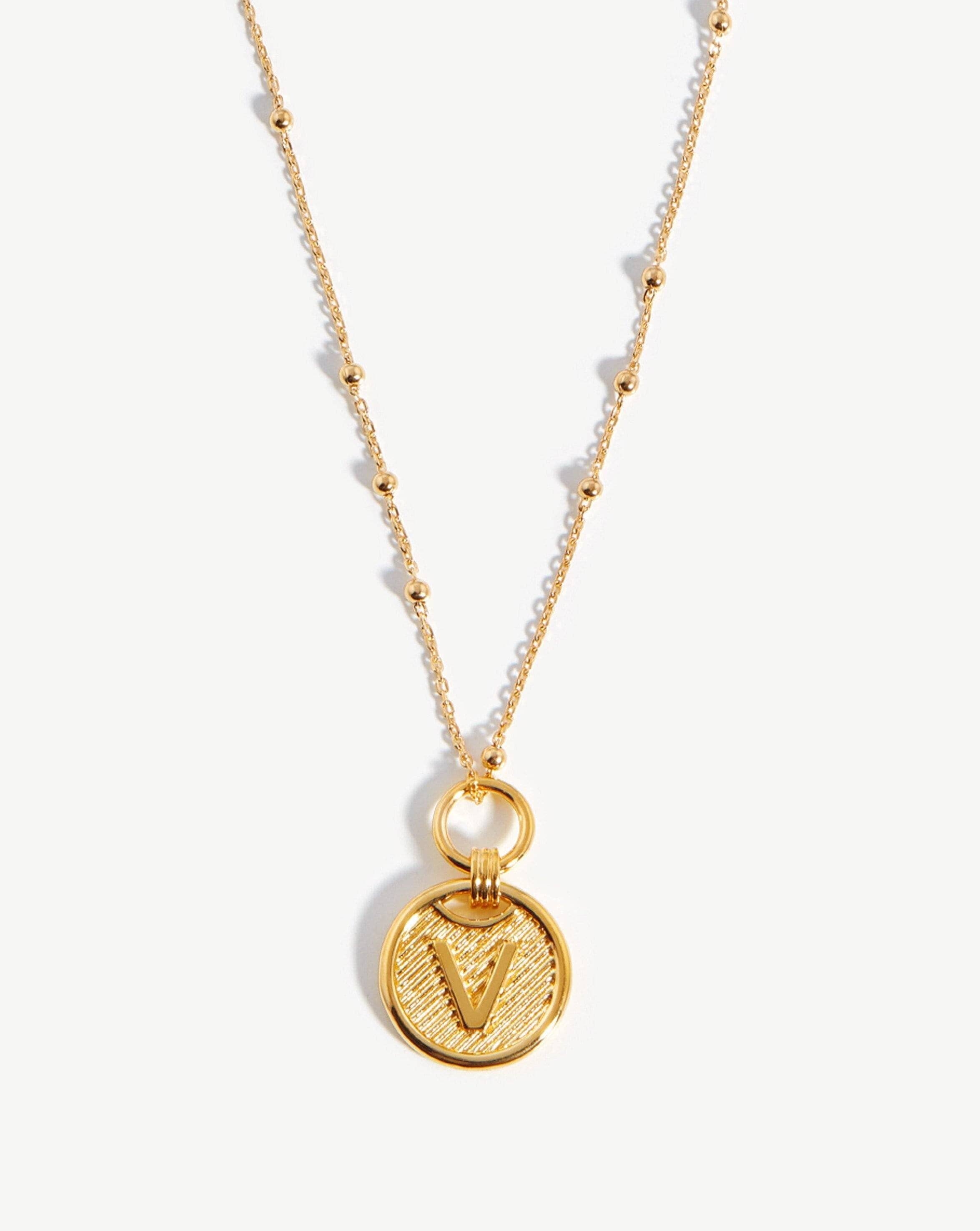 initial-pendant-necklace-initial-v-18ct-gold-plated-vermeil-necklaces-missoma-689719_6ef00c93-1265-451d-b538-509ad6e55324.jpg