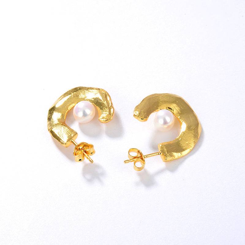 CASSIE Pearl Earrings