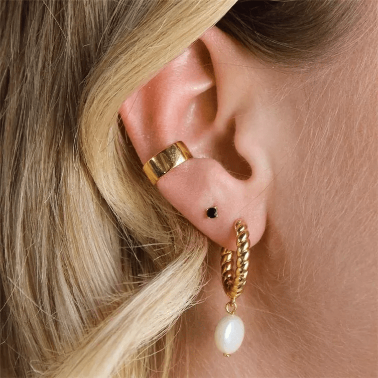 js-jewelry-elegant-drop-pearl-earrings-gold-vermeil-36625977409769_8d51660b-ce53-42d5-8b1d-1ff0cf4ee8d7.png