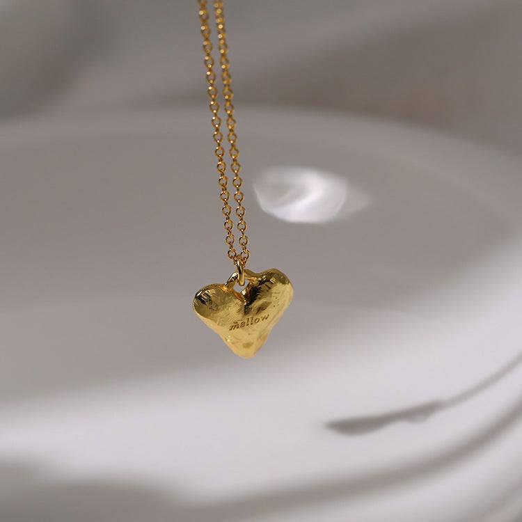 js-jewelry-heart-pendant-gold-vermeil-necklace-36626848055529_0918cdbe-1f1c-476c-8605-f909468bd877.jpg