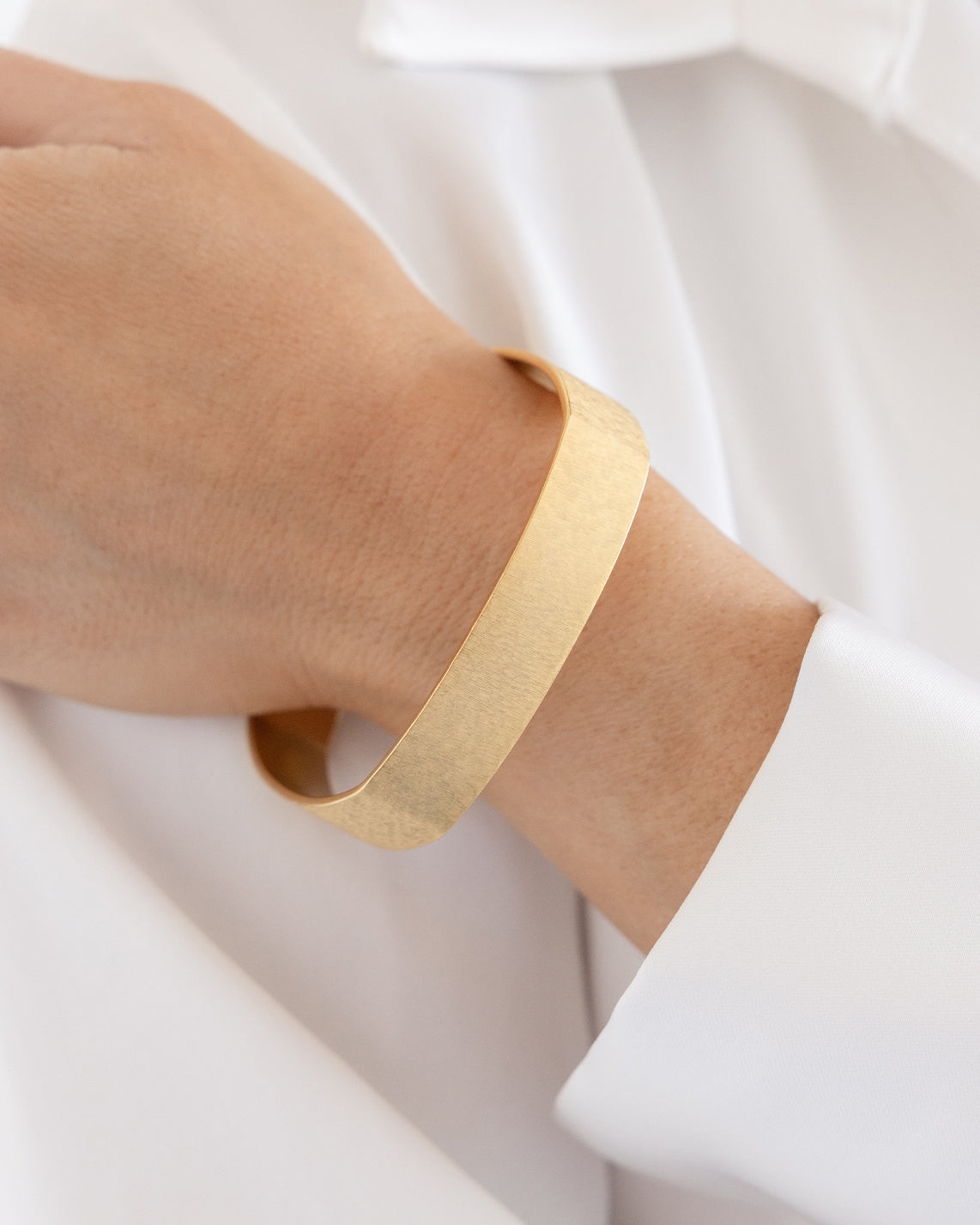 Kaufmann Textured Square Bangle