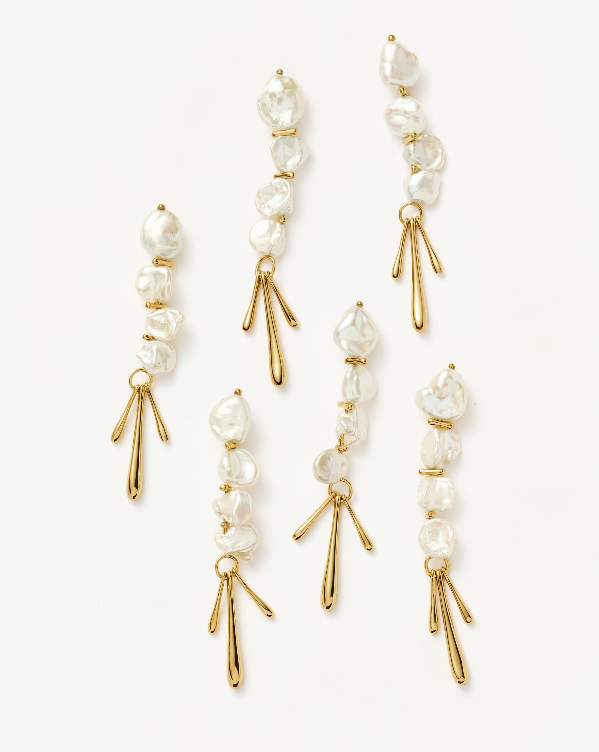 keshi-pearl-sculptural-drop-earrings-18k-gold-platedpearl-earrings-missoma-928995_239c201e-7018-4942-8ef2-aa15a0c4e386.jpg