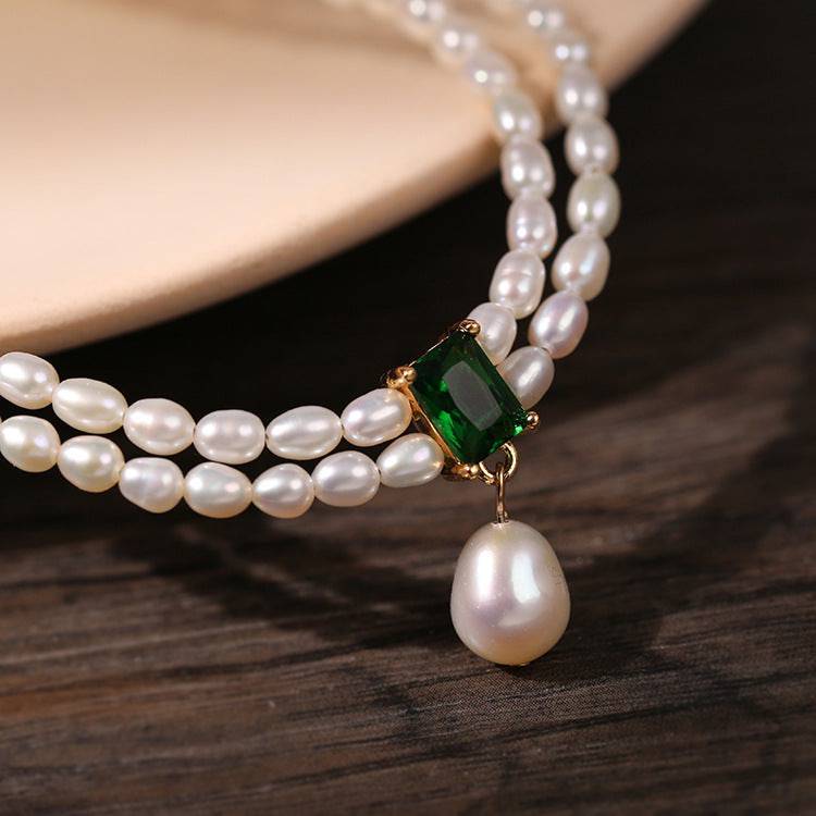 knd-necklaces-emerald-layered-freshwater-pearl-necklace-36626480038121_cbe7457e-209c-4667-9a0c-929add021160.jpg