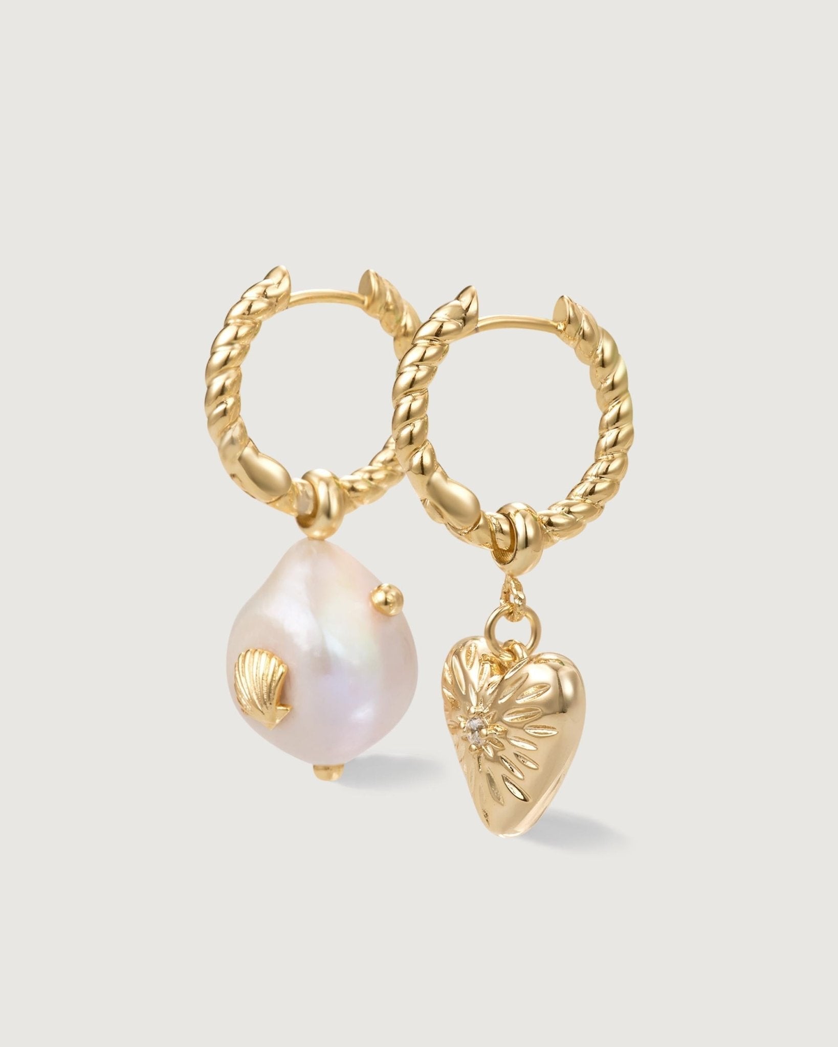 IVE-Love Baroque Pearl Earring