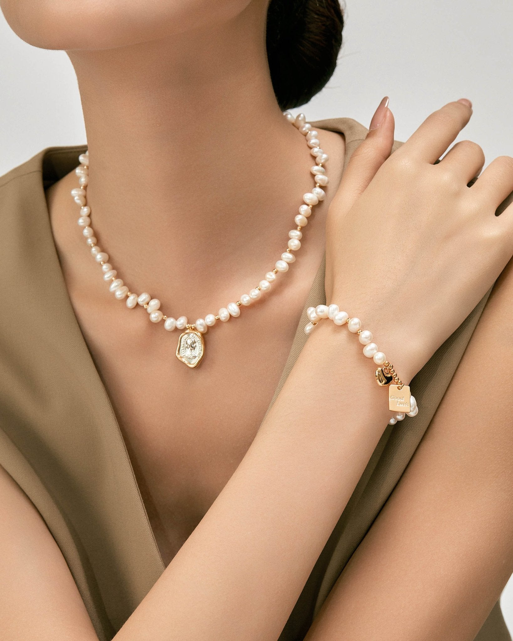 Lucky Baroque Pearl Bracelet