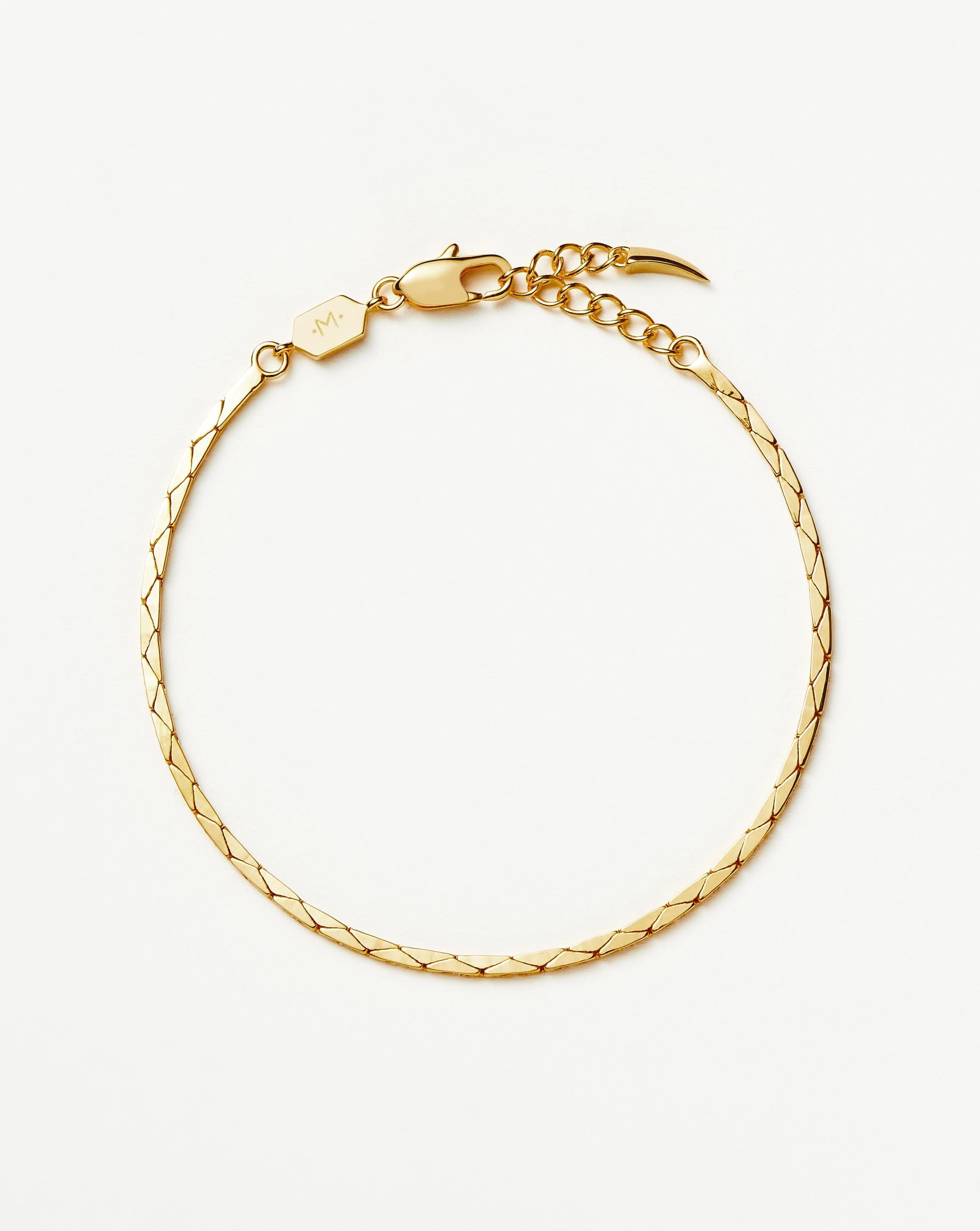 lucy-williams-cobra-snake-chain-bracelet-18ct-gold-plated-bracelets-missoma-682182_3cade04d-1a16-4ef8-bde3-6eb10842560f.jpg