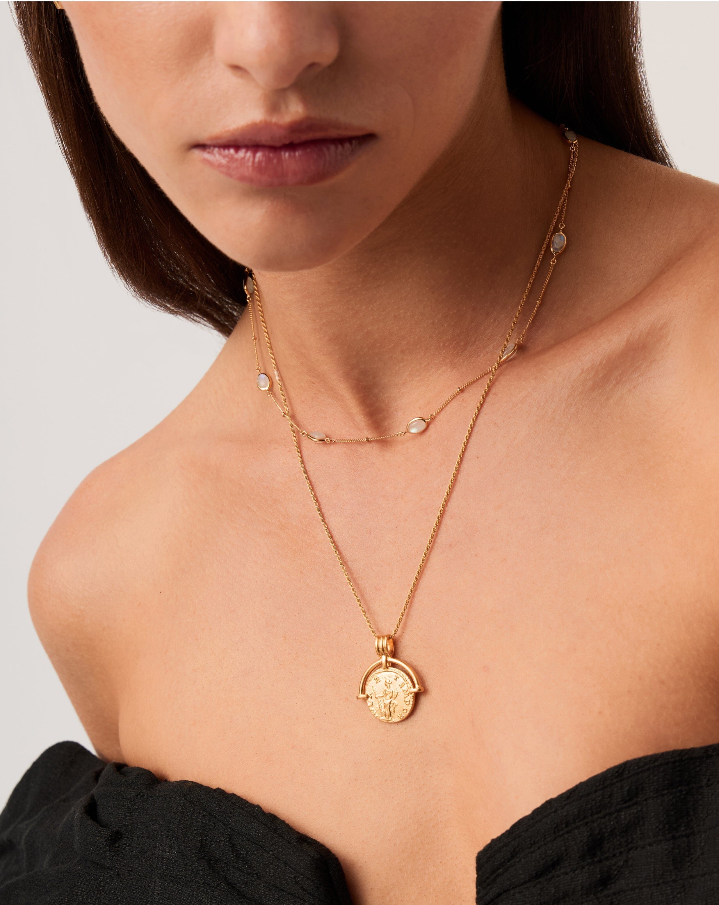 magma-gemstone-charm-choker-18ct-recycled-gold-vermeil-on-recycled-sterling-silver-necklaces-missoma-416612_5aa85fcb-618b-480d-9cda-3fa2e3dd602f.jpg