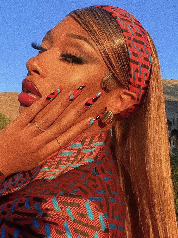 Megan Thee Stallion - Sunset Studs