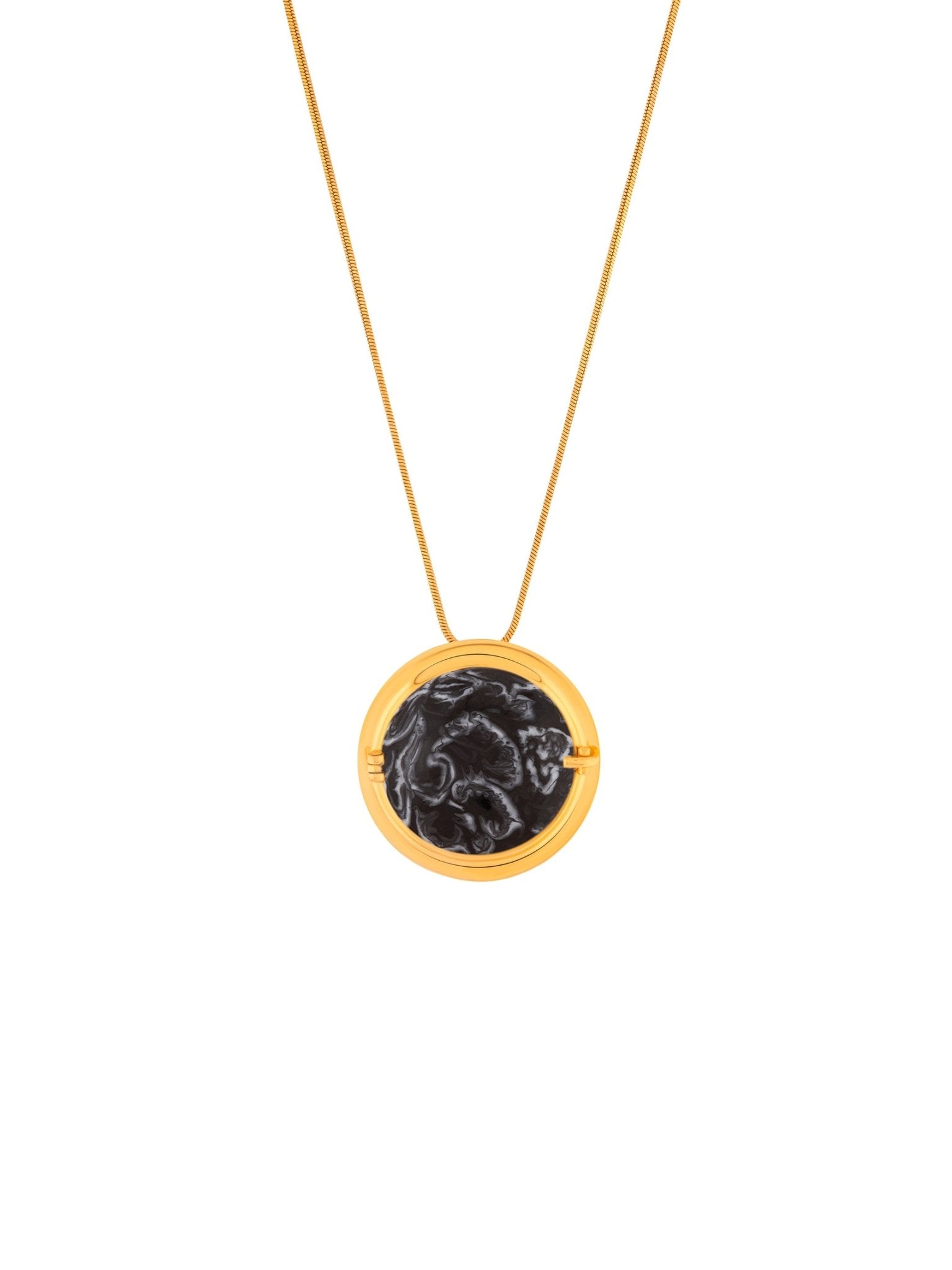 Memento Round Pendant Black