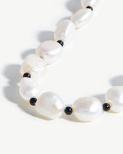 Pearl Beaded Gemstone Bracelet | 18k Gold Plated/Pearl & Black Onyx