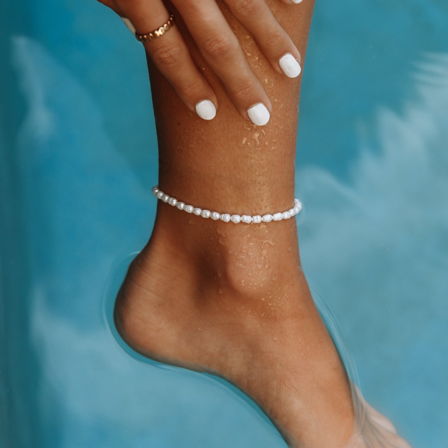 pearls-anklet-bracelet_6368d5f2-52d3-4b2f-972d-53f59dabeefb.jpg