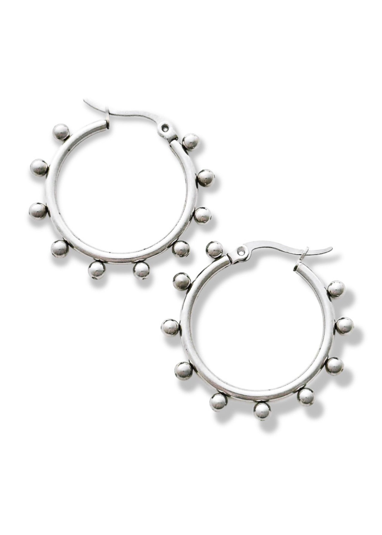 pebby-forevee-earring-silver-campbell-water-resistant-hoop-earring-29792615497786_13f8e2b4-80be-4301-8faf-01f7885960fe.jpg