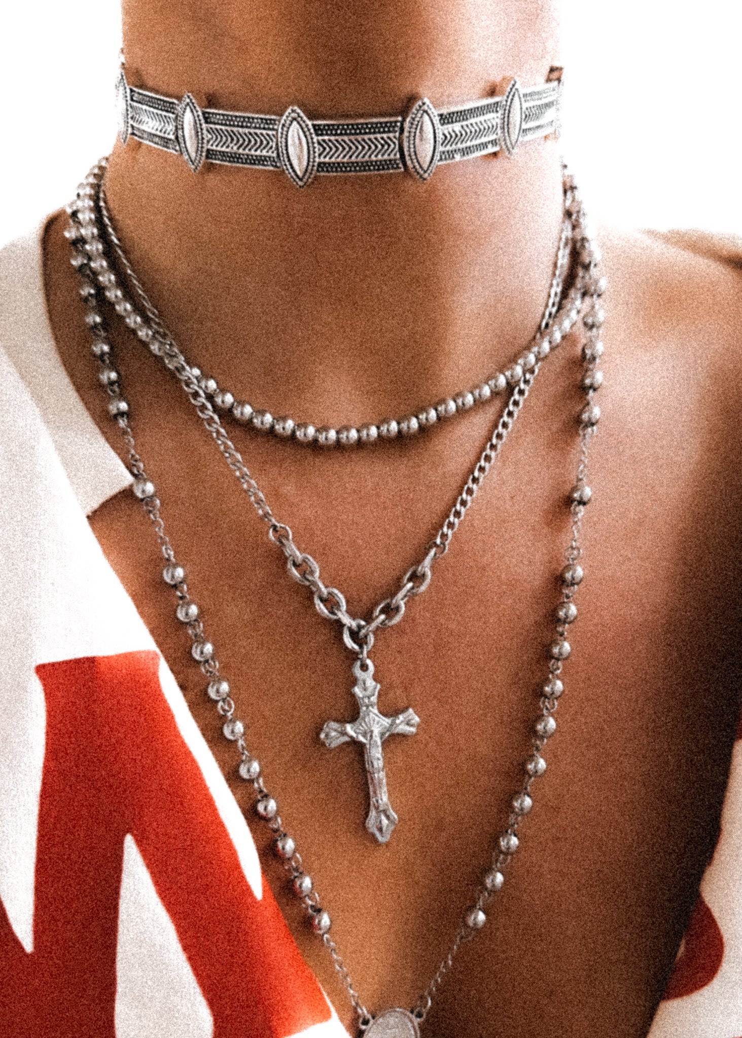 pebby-forevee-necklace-silver-connected-water-resistant-necklace-30159928164410_5436b208-4477-4e80-8fee-e8c5481e5364.jpg