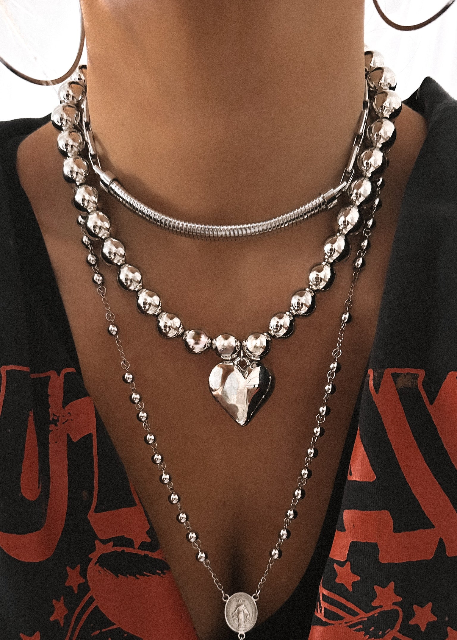 pebby-forevee-necklace-silver-fabienne-statement-necklace-30324047085626_5912674d-bfe3-43ce-82fc-2015b9183d5d.jpg