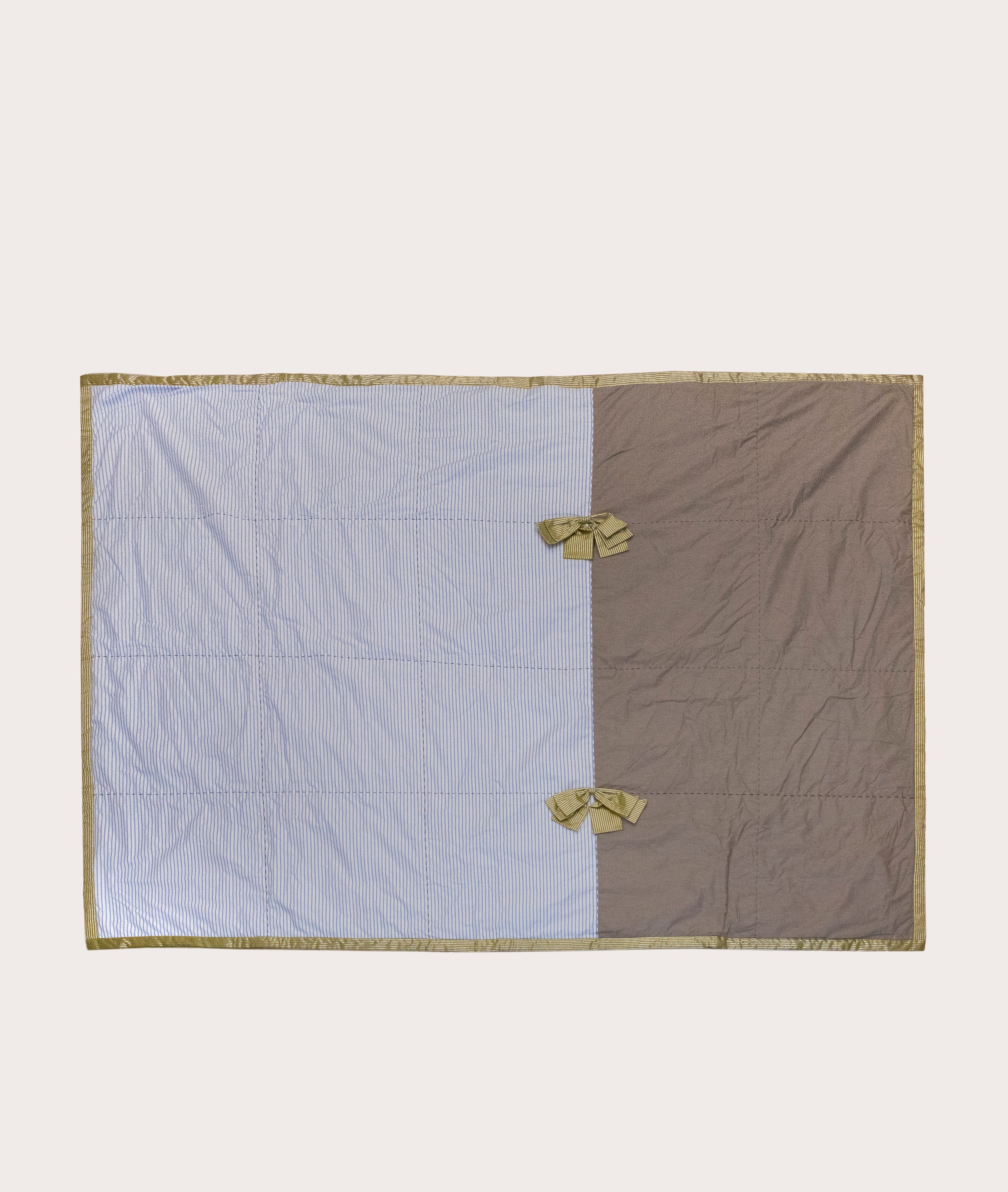 Picnic Blanket, Opaline