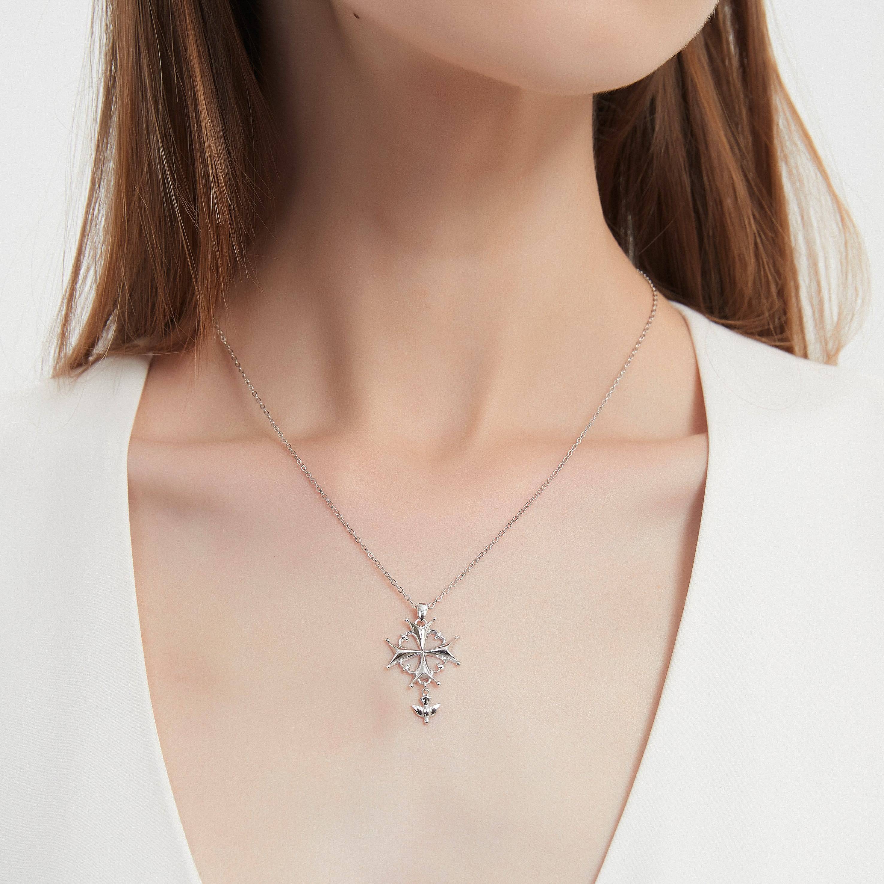 pm-necklaces-huguenot-cross-necklace-sterling-silver-36629221146857_d284e992-a7df-42d1-9481-65ba14d33a23.jpg