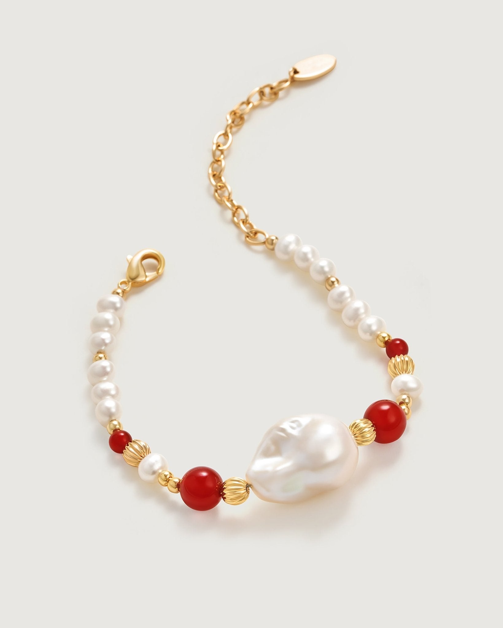 pomegranate-baroque-pearl-bracelet-668672_b32989f1-b298-462d-9da8-3849f373c1a6.jpg