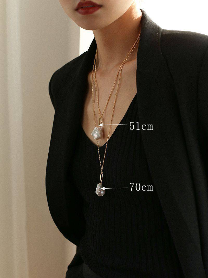 qd-necklaces-single-drop-luxury-baroque-pearl-necklace-36626422366441_d681afe1-a850-49a4-adc3-7fe8032c8e26.jpg