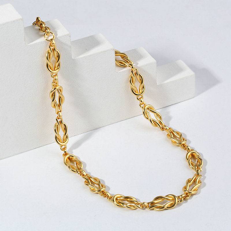 qd-necklaces-tracy-thick-chain-gold-necklace-36626947014889_2340e9fe-531a-45c8-9117-6d249adc8564.jpg