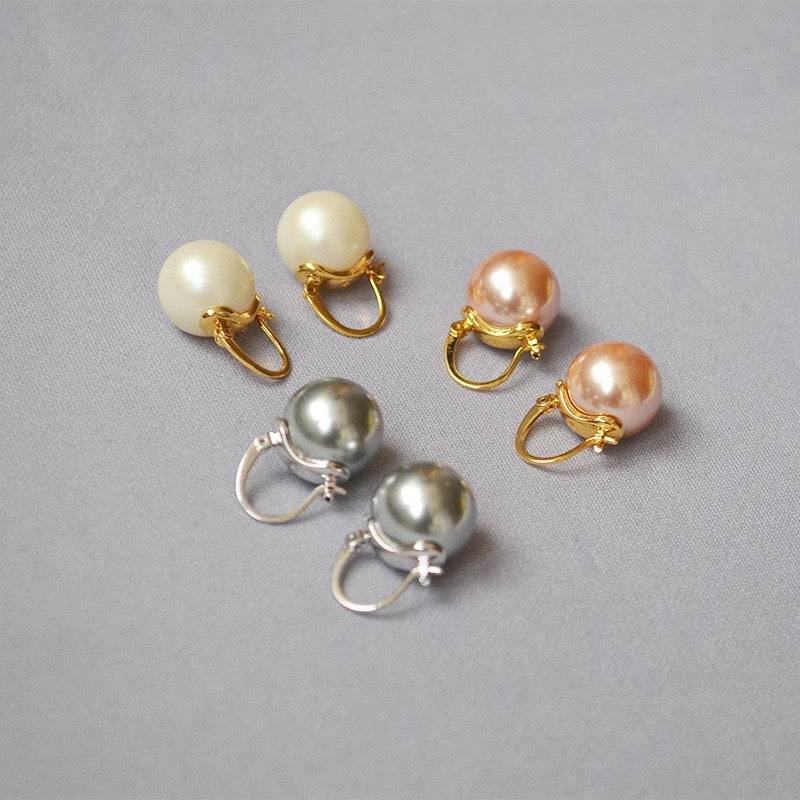 qdml-earrings-celine-pearl-earrings-man-made-pearls-36626999640297_055a1a91-7d2a-4640-b125-e4c2b6138a55.jpg