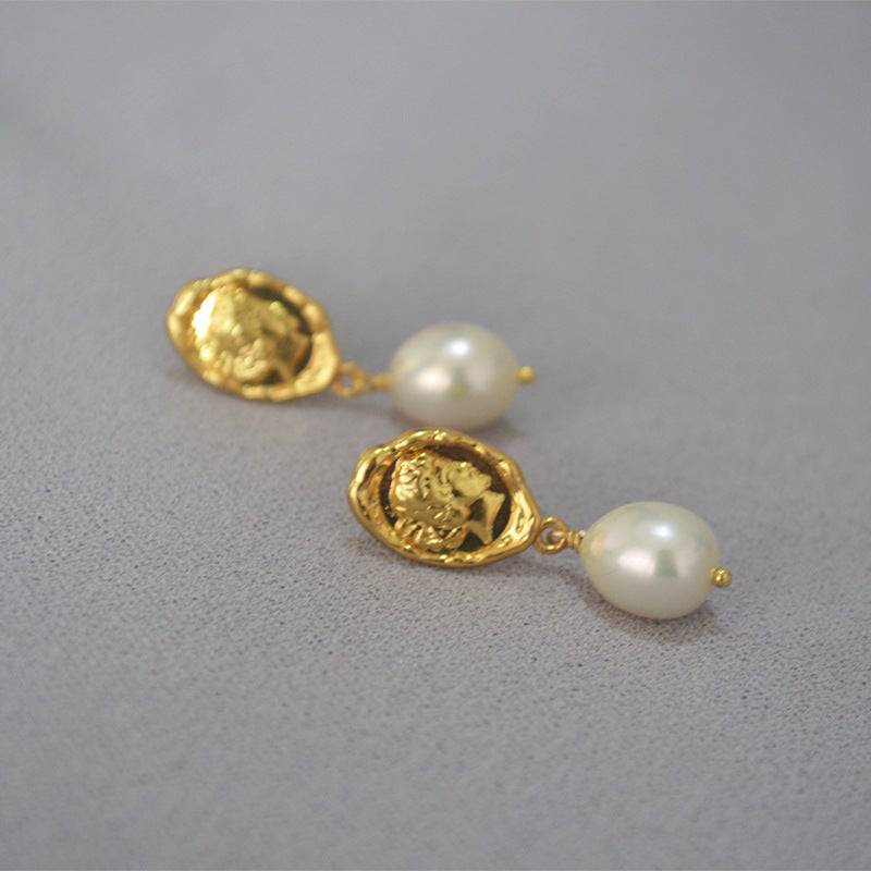 qdml-earrings-face-coin-gold-freshwater-pearl-earrings-36626782159081_6d488865-03bd-4eed-8ea9-bdc397a8004e.jpg