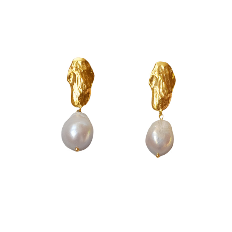 qdml-earrings-long-drop-gold-baroque-pearl-earrings-36626781962473_f825055f-ade7-4f06-9666-3746f360dcfe.jpg