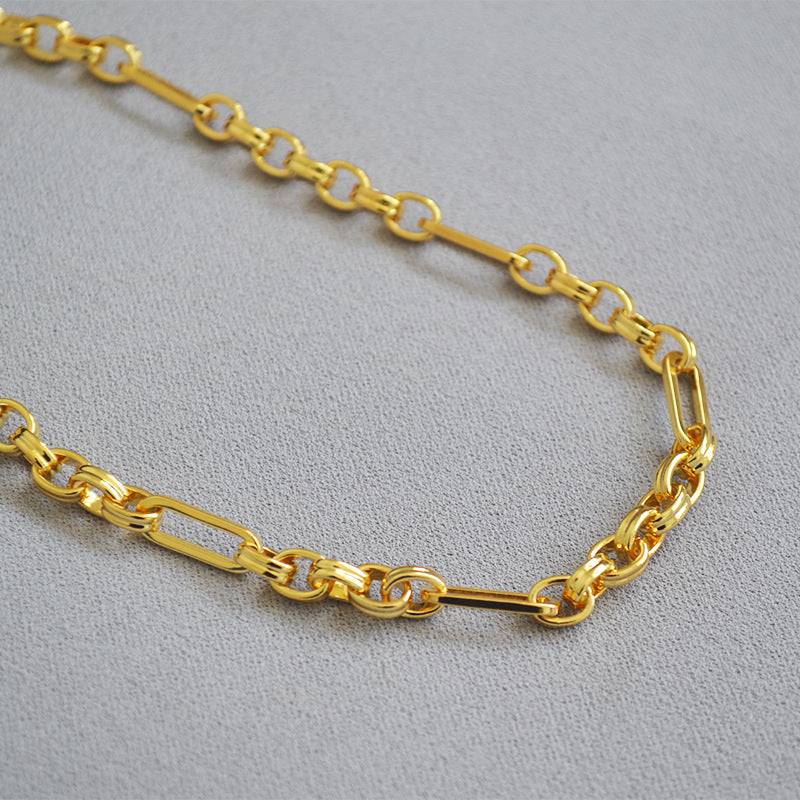 Modern Interlocking Gold Chain Necklace