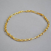 Modern Interlocking Gold Chain Necklace