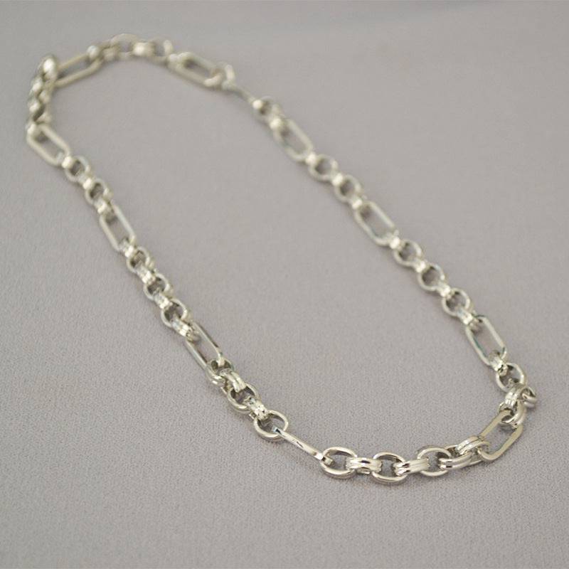 Modern Interlocking Gold Chain Necklace