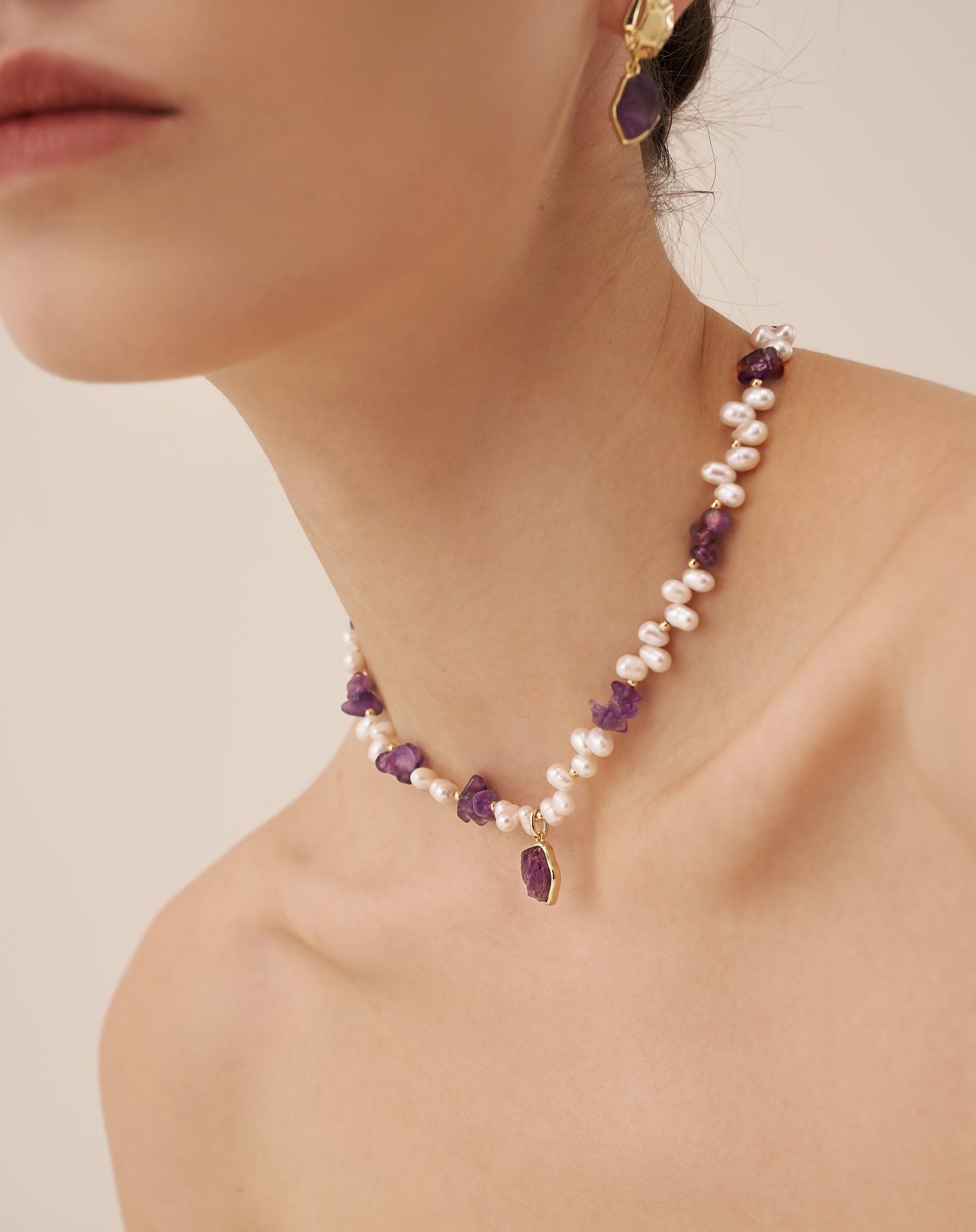 raw-amethyst-pearl-necklace-144952_a34cbf95-a463-4a2b-a95d-3949401e3f2c.jpg