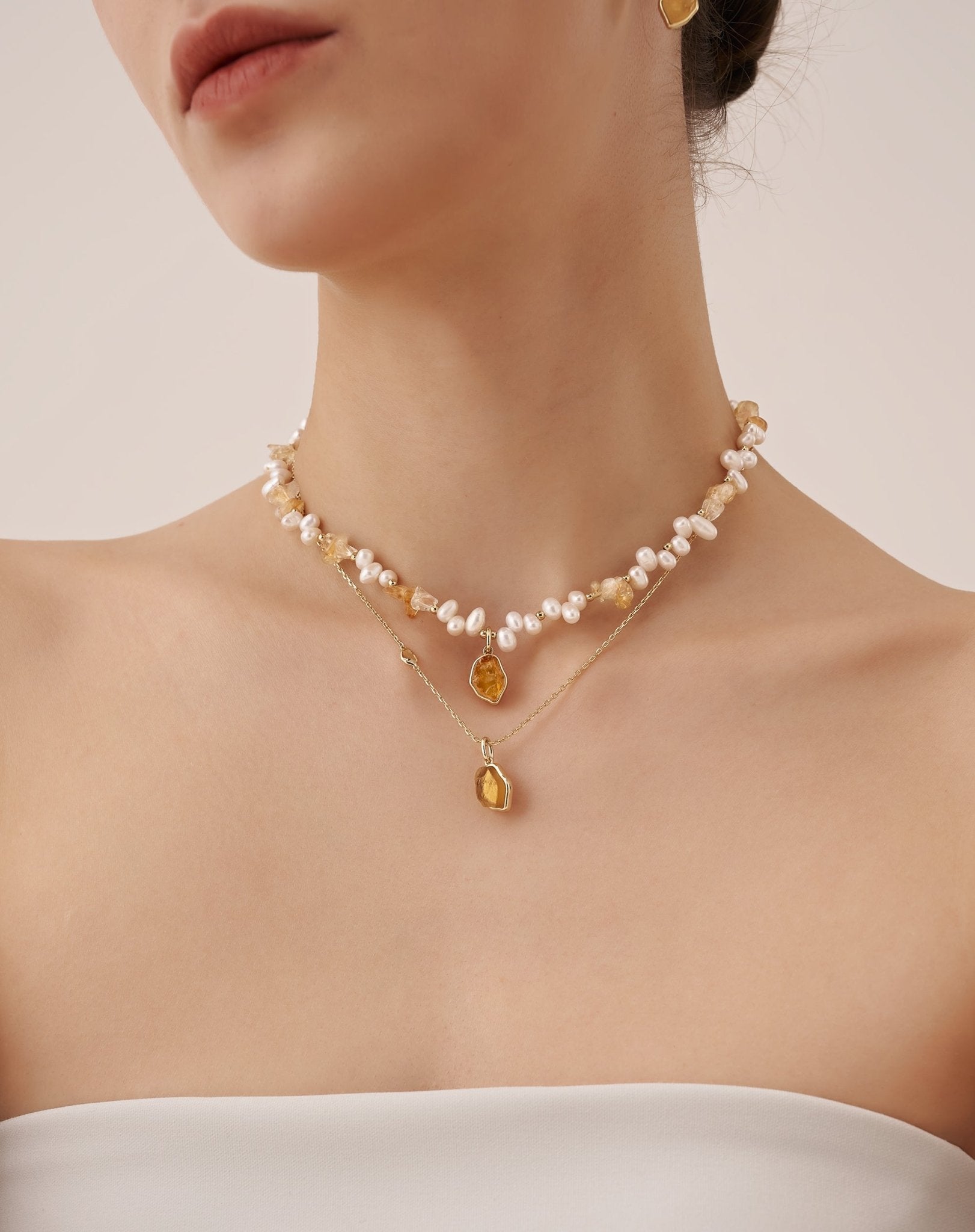 raw-citrine-necklace-644041_bfe6251d-7d3e-44d6-ae68-422681b7515a.jpg