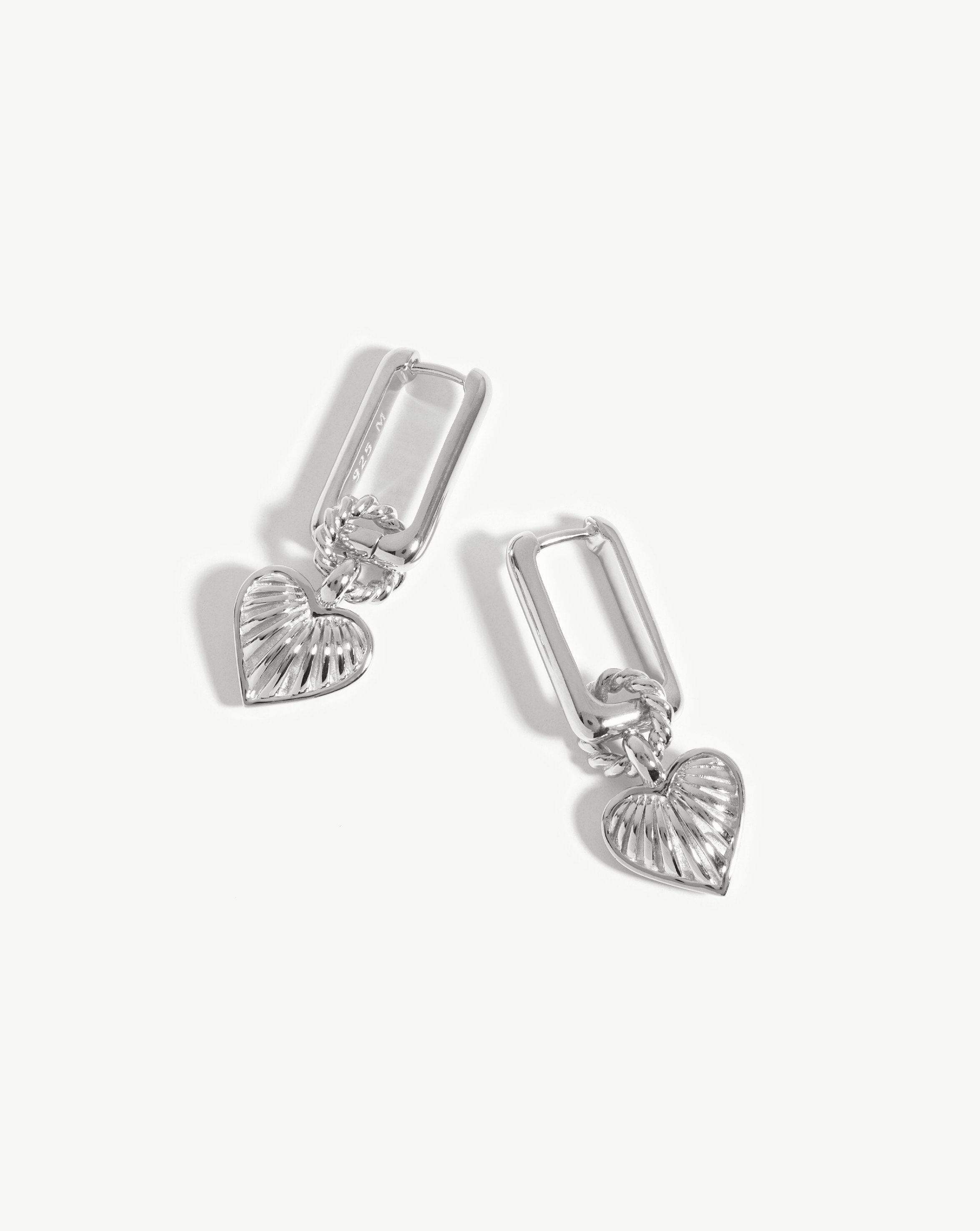 ridge-heart-charm-earrings-earrings-missoma-782325_70dcd7c8-d451-430e-af0f-0ff3dee5a2d0.jpg