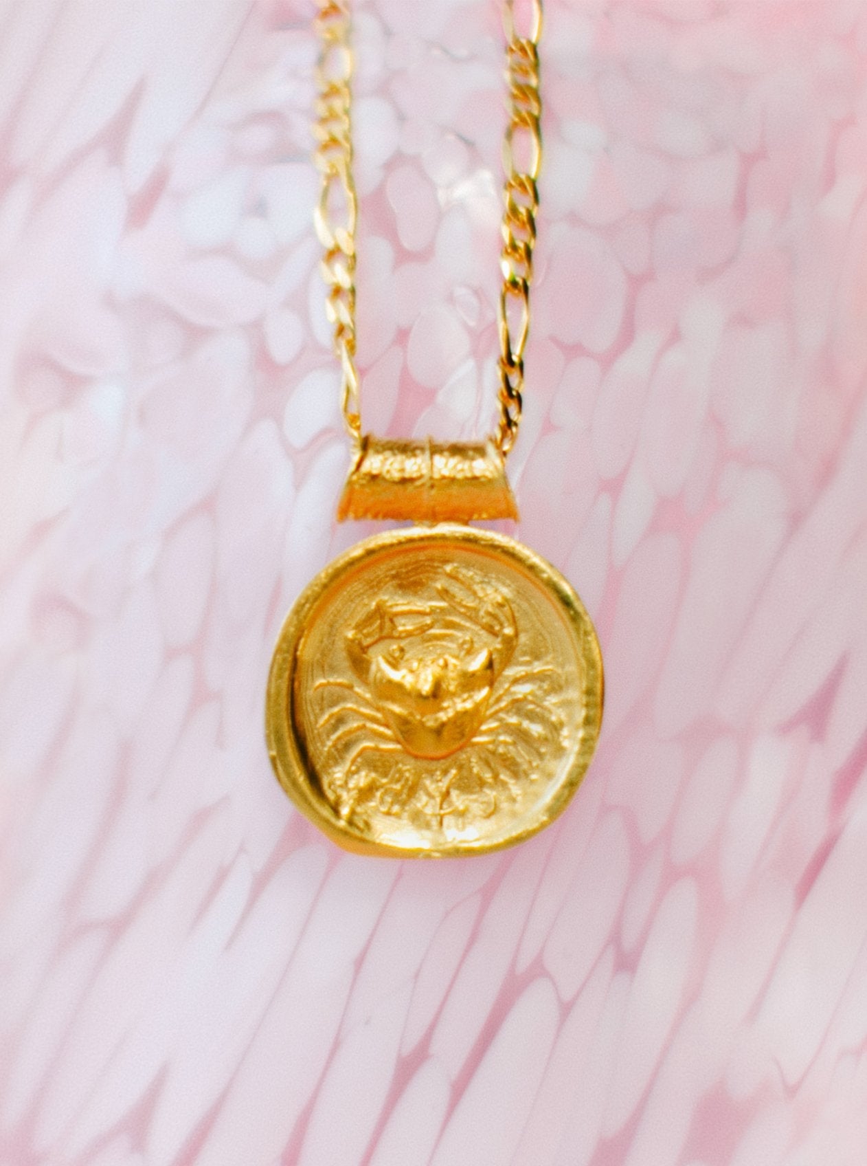 SANDRA OH - Cancer Zodiac Pendant