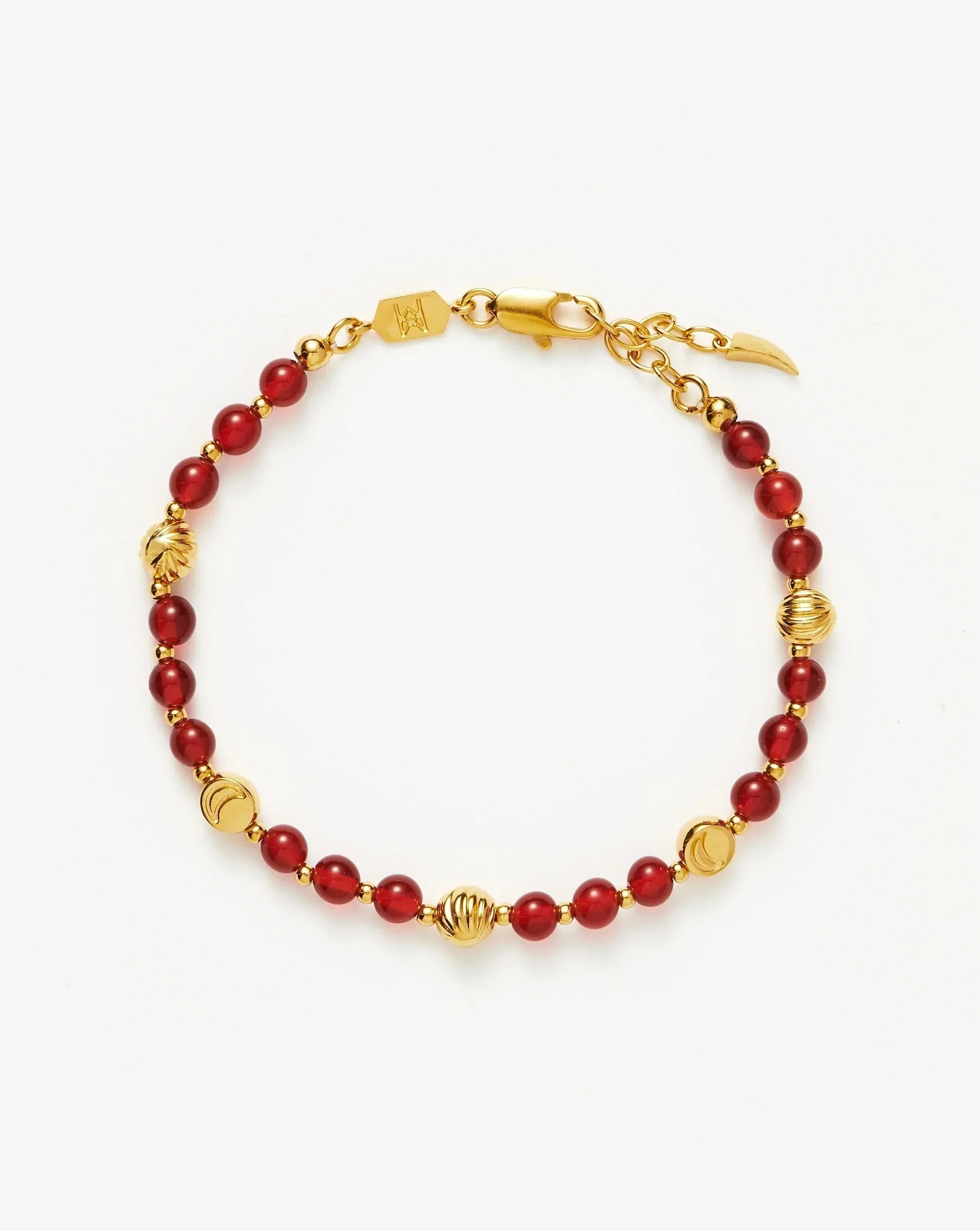 savi-gemstone-beaded-bracelet-18ct-gold-plated-vermeilred-chalcedony-bracelets-missoma-18ct-gold-platedred-chalcedony-189572_6c8be4c7-a312-447d-8382-3aa5ee6939eb.webp