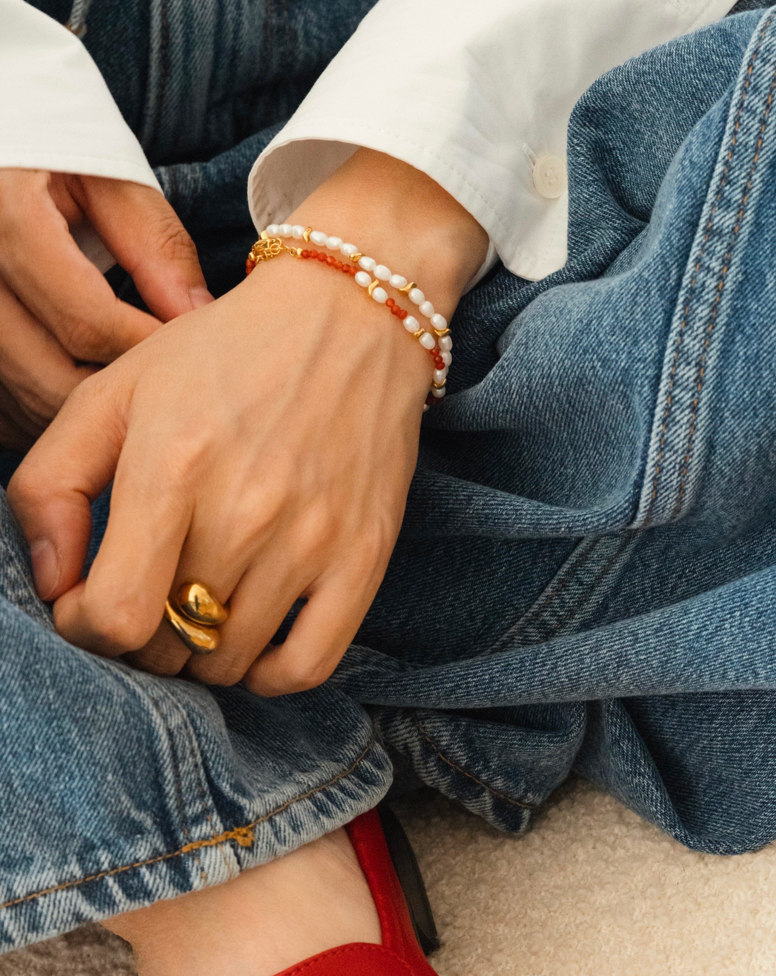 Savi Seed Pearl Beaded Bracelet | Red Quartz & Pearl