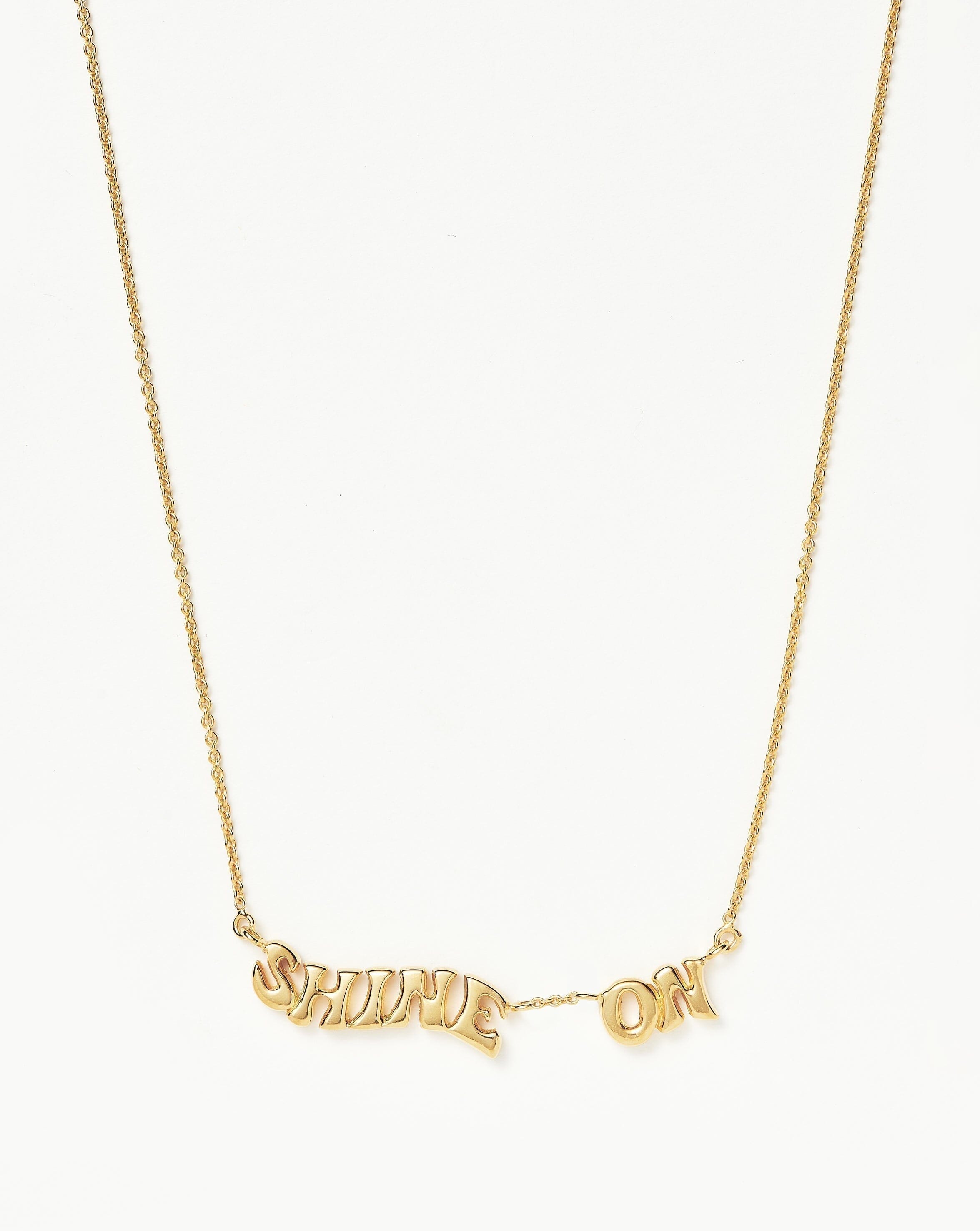 shine-on-pendant-chain-necklace-necklaces-missoma-393458_153eb0e8-530d-4cde-921a-f2a8c281eff1.jpg