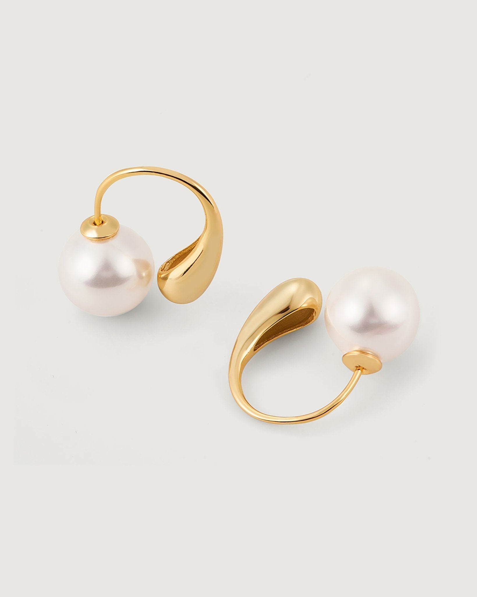 Shine Pearl Earring