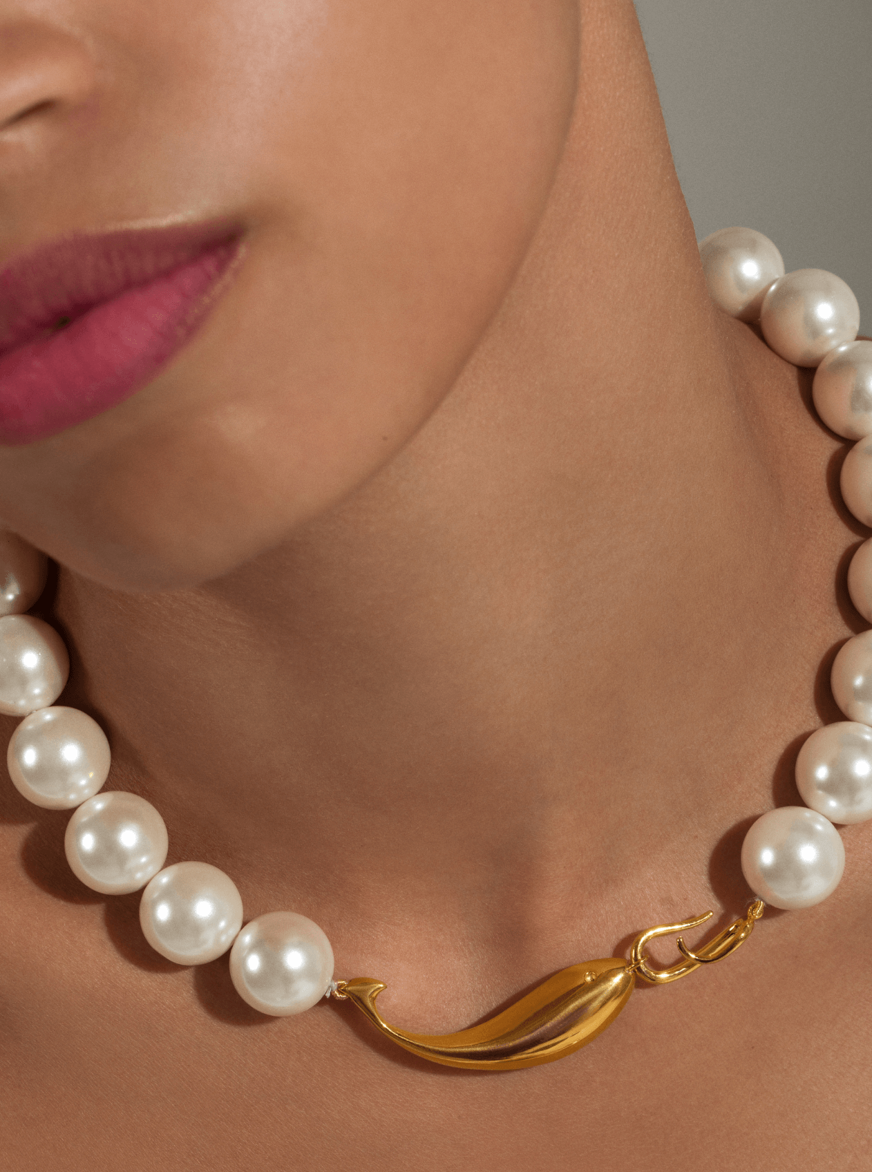 Sirena Pearl Necklace