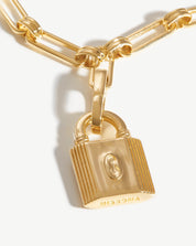 Small Ridge Padlock Aegis Chain Bracelet