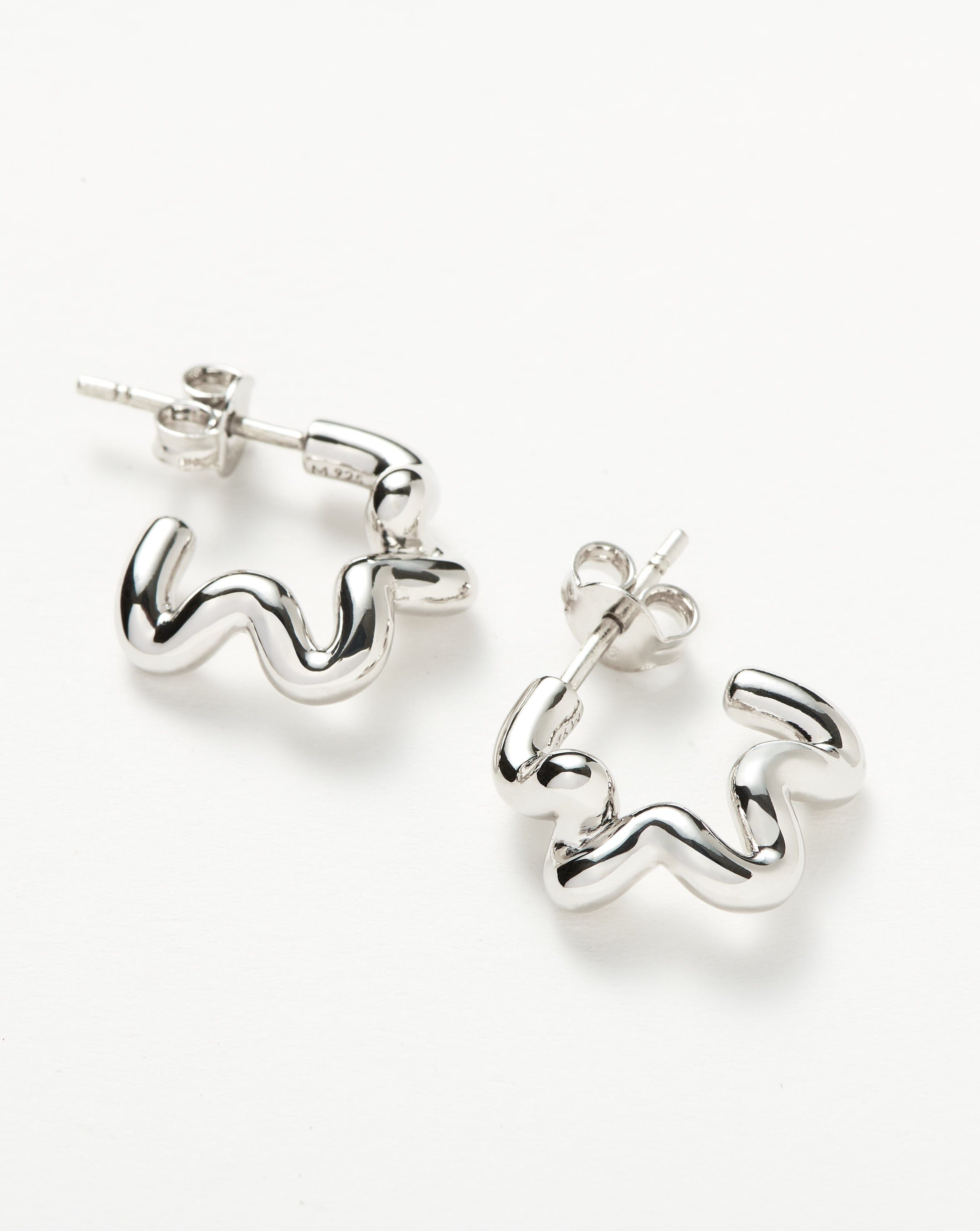 squiggle-mini-hoop-earrings-earrings-missoma-488231_85fa3212-045a-49e4-bc89-04de1af7f1f8.jpg