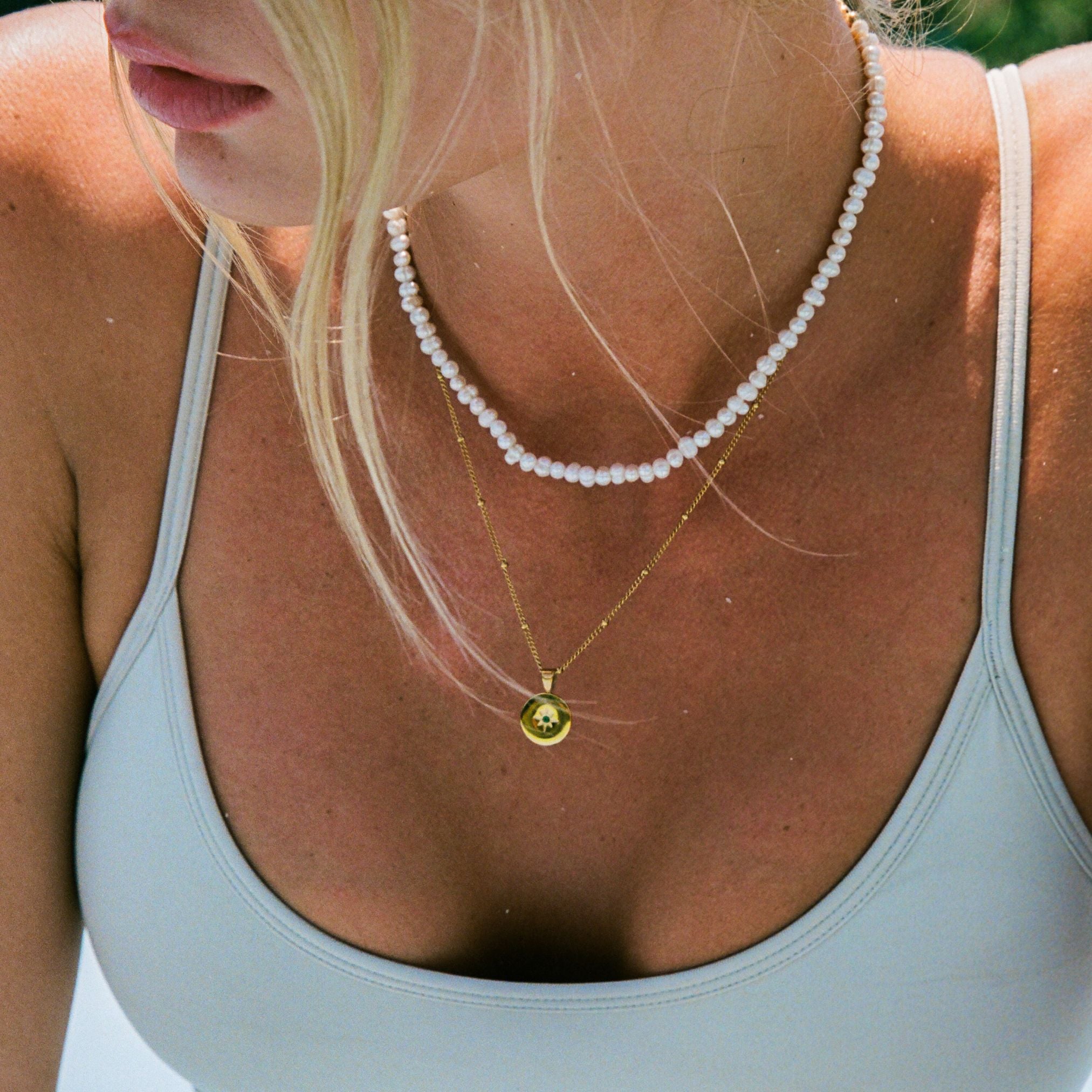 sweatproof-necklace_1_34df5b19-27e3-4f5e-ba45-af85e668b41c.jpg