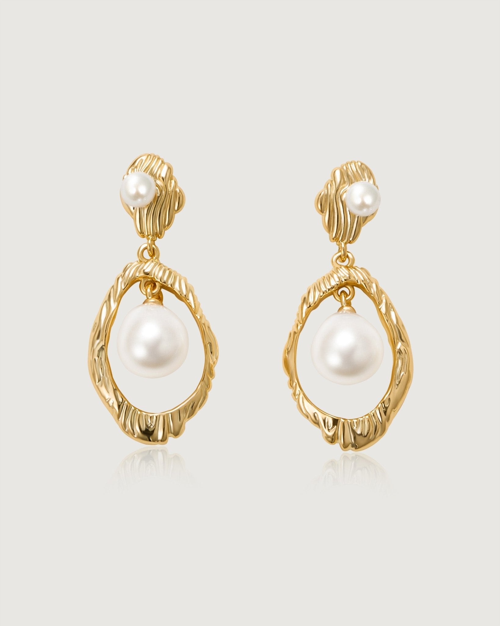 time-baroque-pearl-earring-905350_bf921d2f-5477-4752-885b-8a9c0ad4557b.jpg