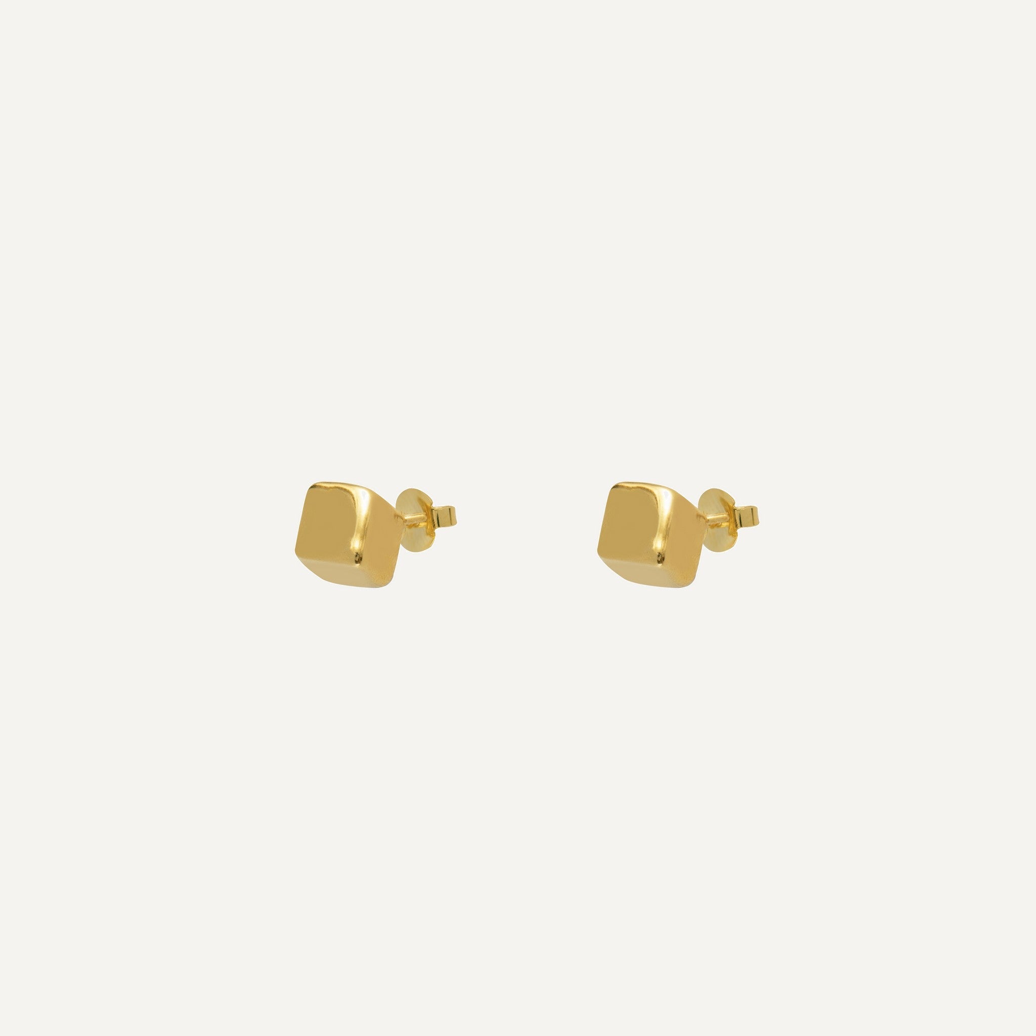 vidda-jewelry-earrings-the-cube-01271910_8c1a2938-5ee1-4b5c-b631-5f0470976184.jpg