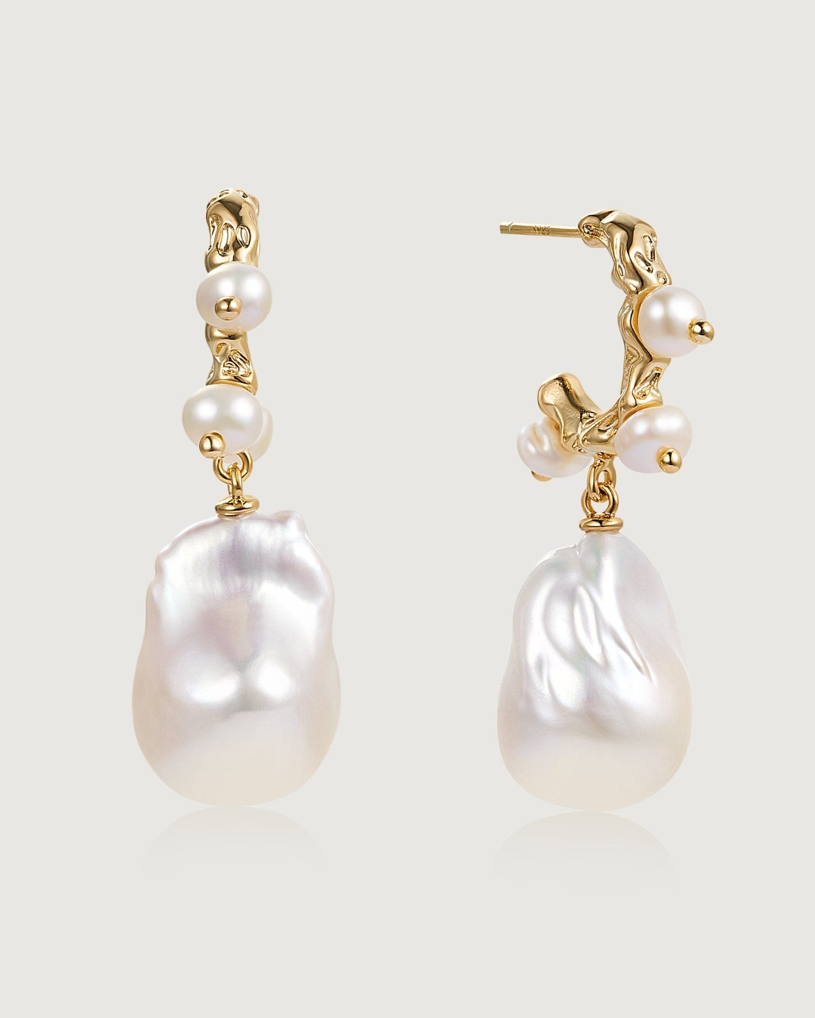 waltz-baroque-pearl-earring-380018_16b77725-4497-4fbd-be7e-a5c59698c763.jpg