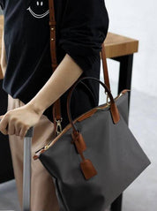 EmTote Shoulder Bag Grey