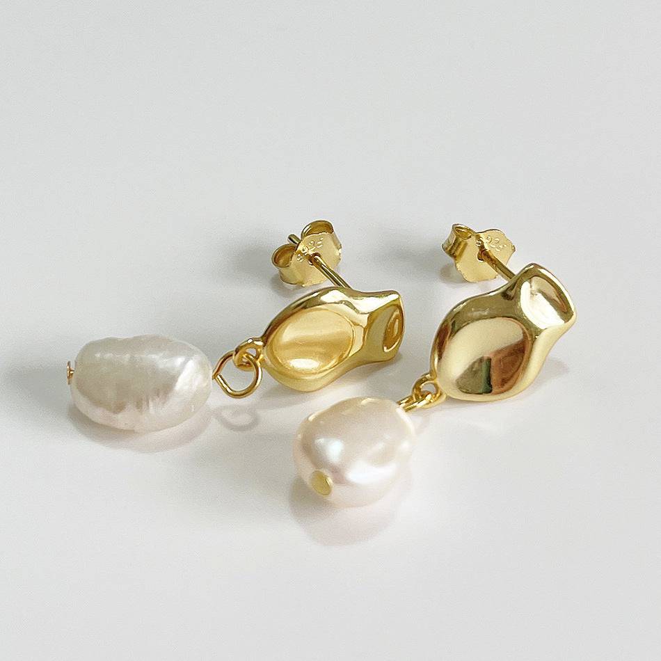 Baroque Pearl Earrings